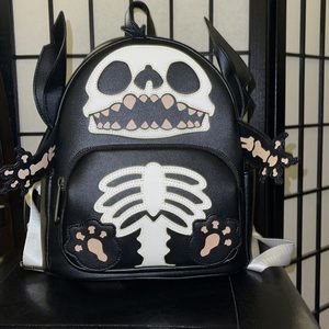 Rare Stitch 2022 Skeleton Glow in the dark Loungefly Backpack